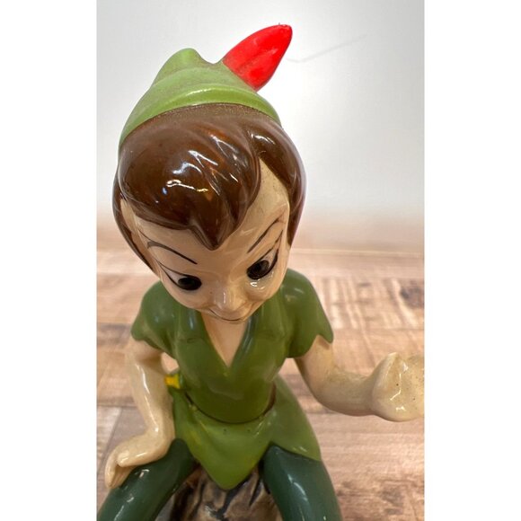 Vintage Disney Japan Peter Pan Ceramic Figurine Hand-Painted Sitting On Tree Stu - Picture 2 of 5